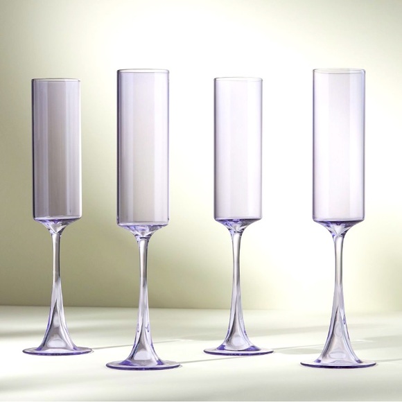 Lilac Morgan Glass Flutes - Picture 2 of 16